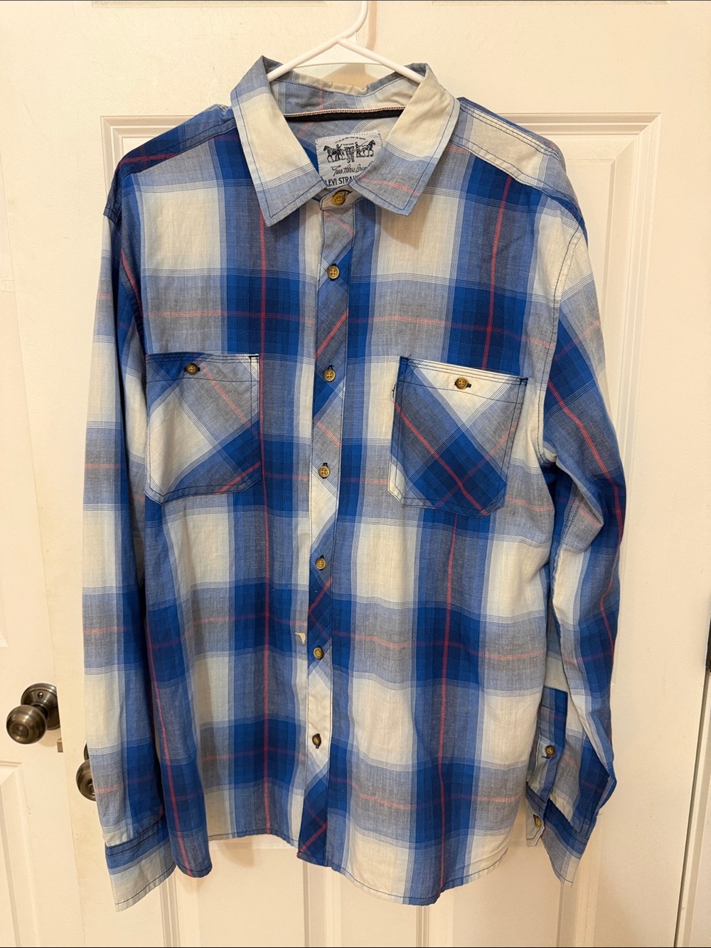 Levi's Blue and White Plaid Button-Down Shirt size XL casual